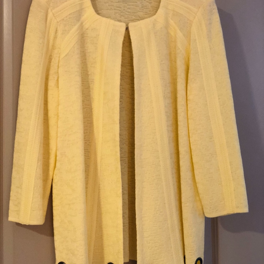 Ming Wang Yellow Jacket